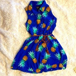 Pineapple sundress with collar and leather belt, size 8